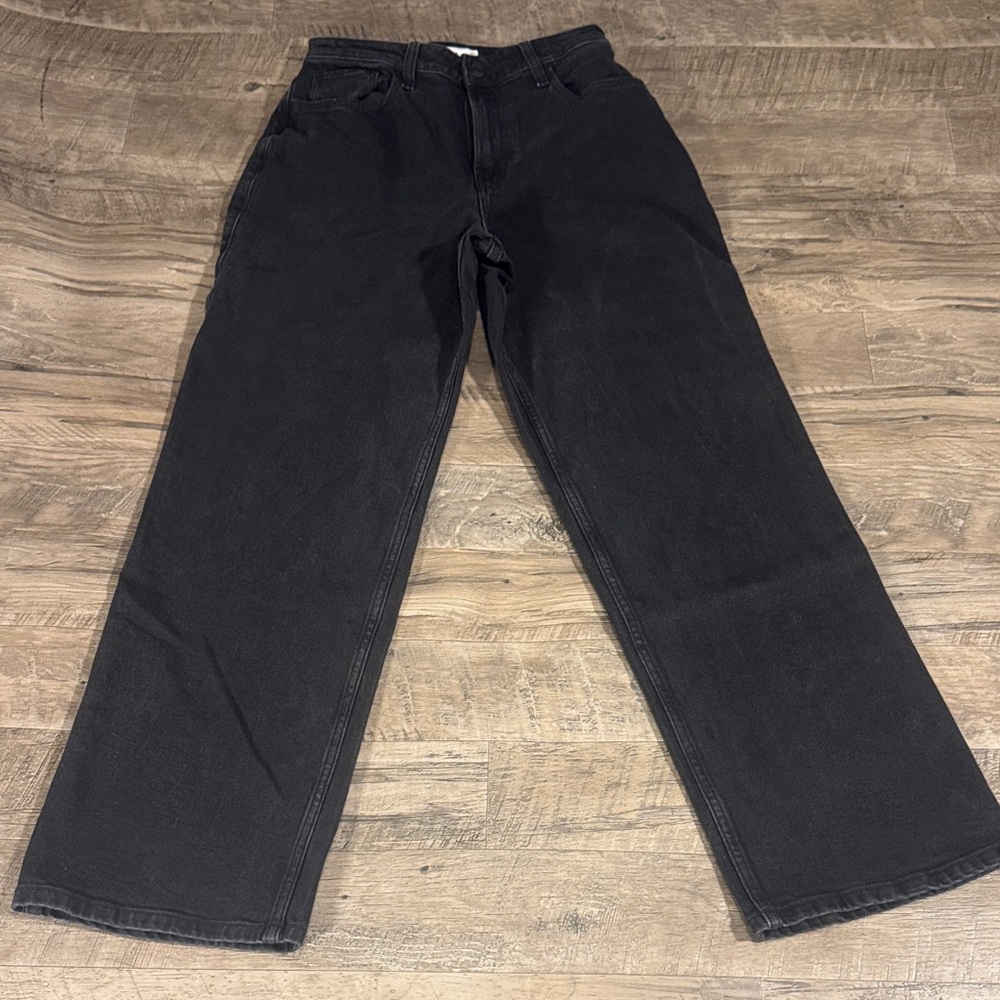 Hollister “Ultra High-Rise Dad” Black Wide Leg Jeans - Size 27/4R
